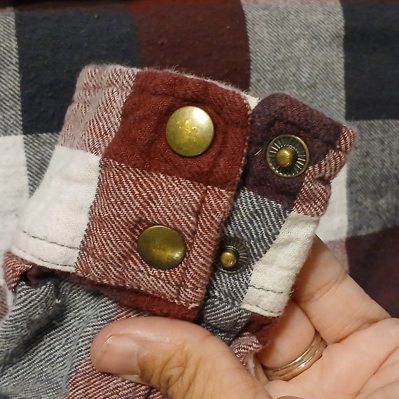 Rustic Ridge snap button flannel woman's XL - Picture 5 of 6